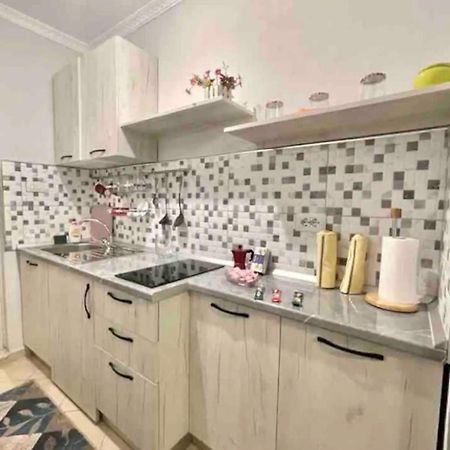 Nice Central Apartment In Tirana City Kültér fotó