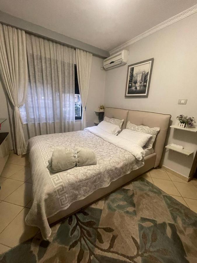 Nice Central Apartment In Tirana City Kültér fotó